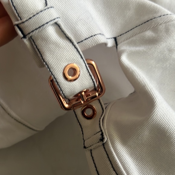 For love & lemons - Picture 2 of 2